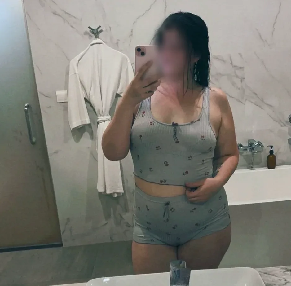 Sonja, 27